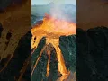 Download Lagu IMAGENS INCRÍVEIS DE UM VULCÃO EM ERUPÇÃO NA ISLÂNDIA. #vulcão #spain #cumbrevieja #lapalma #vulkan