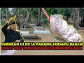 Lagu Kuburan Di Kota Padang Tersapu Banjir, Mayat ikut Terangkat Dan Bergelimpangan - Ustadz Zulherwin