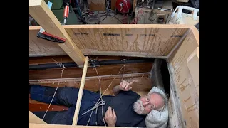 Berth harness and reading and writing table