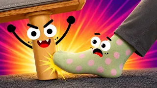 🦶💥 ¡Auch! ¡Doodles contra la pata del mueble! 😂