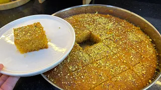 عشقت فيها من بنتها😍بسبوسة العسل تاع زمان مشربة بالعسل تحضير منزلي تجي مشربة وخفيفة ضربة في البنة😋