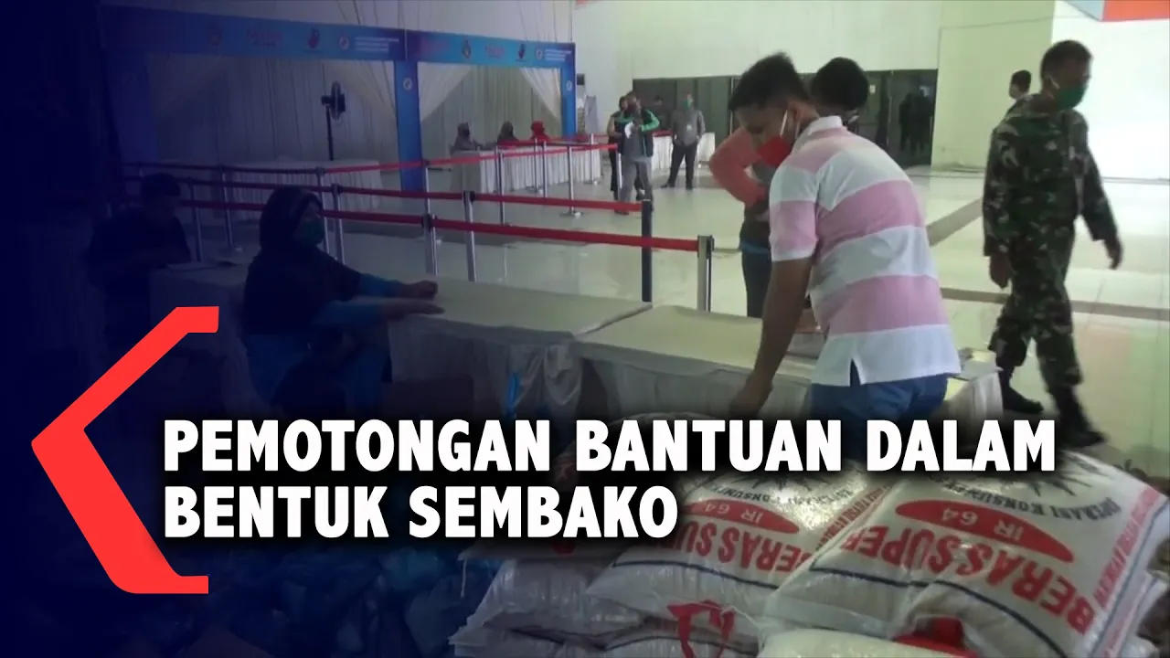 PEMALANG, KOMPAS.TV - Mensos Juliari Batubara bersama Bupati Pemalang Junaedi dan direktur PT Pos In. 