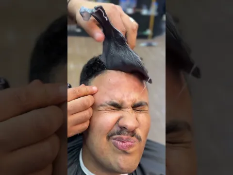 ازاله شعر الجبهه بالشمع ✂️😂 #funny #funnyvideo #fun #new #foryou #comedy #viral #viralvideo #video