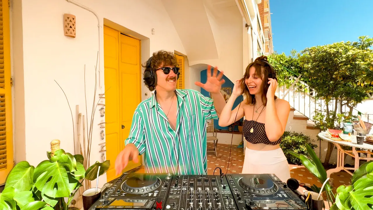 Slow Morning House Music Mix - Chill Funky Breakfast Playlist | Deep Relaxing Brunch Terrace DJ Set Slow Morning House Music Mix - Chill Funky Breakfast Playlist | Deep Relaxing Brunch Terrace DJ Set