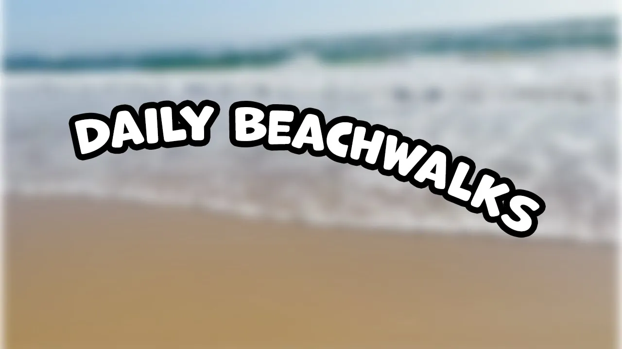 Daily Holiday Beach Walk! || Rainbow Beach