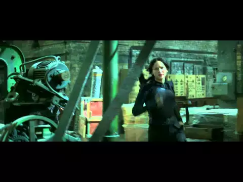 Hunger Games: Il canto della rivolta - Parte 1 | Clip 'Attacco aereo'