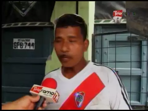 Camión que se impactó contra vivienda dejó 2 heridos