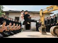 Download Lagu 惡霸強拆祖屋辱啞女，他怒出一腳踢碎挖土機！昔日戰神歸來，全村跪地認祖歸宗 【全集】 #爽文 #逆襲 #親情 #复仇