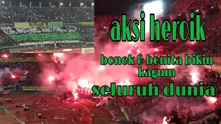 Aksi heroik bonek dan bonita....anthem dan koreo serta pesta flare 🔥