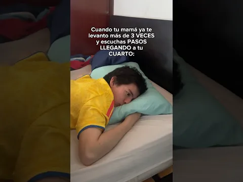 Tu mamá ya te levando 3 veces y la escuchas acercarse a tu cuarto 💀 #shorts #humor #comedia