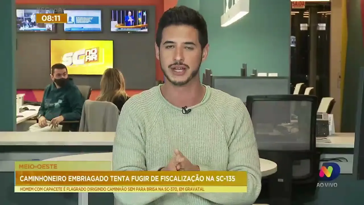 Meio-Oeste: caminhoneiro embriagado tenta fugir de fiscalização na SC-135