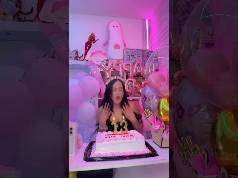 Hoy es mi cumpleaños 🥰 Angi Fire #shorts