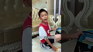 هكذا خدعت أخي وحصلت على حقيبة جديدة Shorts 