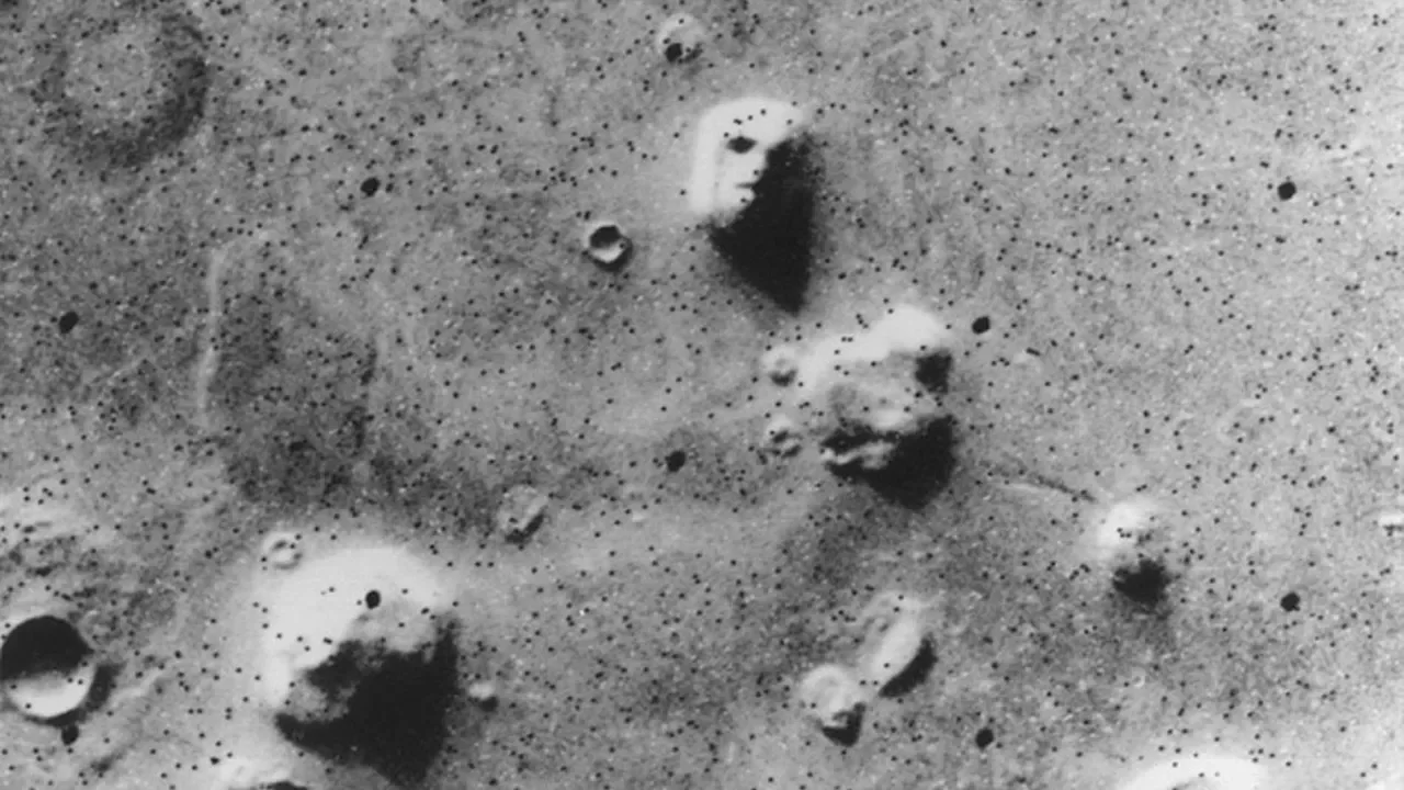 空想性錯視:從火星人臉到顏文字 Pareidolia: from the face on Mars to emoji丨Chaos Museum