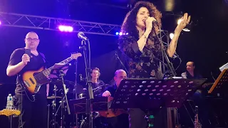 بلا ولاشي زياد الرحباني حفلة باريس ٢٠١٩ دندنها