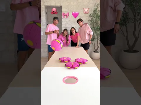🐙,🎀,🩷, or 🐷?