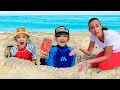 Download Lagu Vlad and Niki had a Fun Day on the Beach!