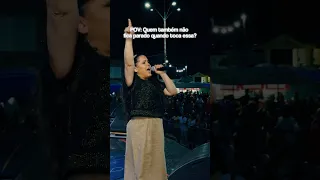 Quem também não fica parado quando toca essa? 🙌 Marque quem canta junto com você!
