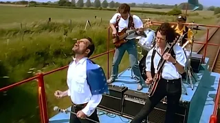 queen breakthru official video remastered 