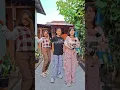 Download Lagu Kena kentut Bunga🤣🤣 #kampungkeramatofficial #funny #viral #comedy #dance #lucu #shorts