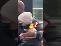 Download Lagu Felix arrived in Seattle safely, he was seen greeting his bodyguard kindly 🐥🥰 #felix cr.Ashlynn