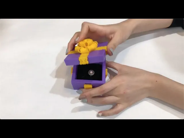 Key_Lock_Ribbon_Gift_Box video thumbnail