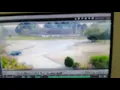 Vídeo de circuito interno de TV mostra F-16 da PAF colidindo com o solo