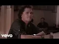 Download Lagu Carlos Vives - Volví a Nacer