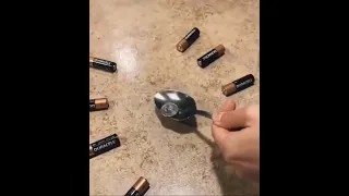 انظر الى جاذبية المغناطيس 