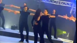                                  أنوشكا   وينك دندنها