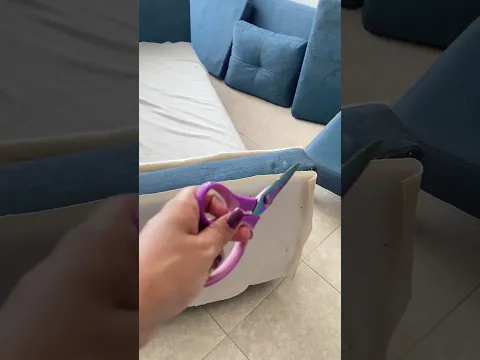 ♻ ¡Idea fácil para transformar un Sofá Viejo! ✂🛋️ Transformar Ropa - Easy SOFA HACKS - #Shorts #diy