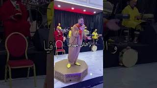 أنا الملهي فذنوبي و الناس ملهيا فيا خد حقي يا ربي وانا نشوف بعينيا Issawa Benmoumen 