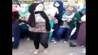 اتفرج على رقص امبابه بلد الدبابه 