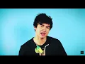 Calum Hood introducing himself for 41 seconds straight