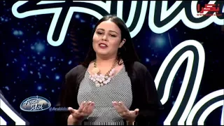 كوثر براني تغني اغنية امازيغية في أراب أيدول بحرفية وإحساس رائع جدا 