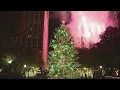 Chicago s Christmas tree ly lit for 2025
