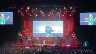 گوگوش همصدا 