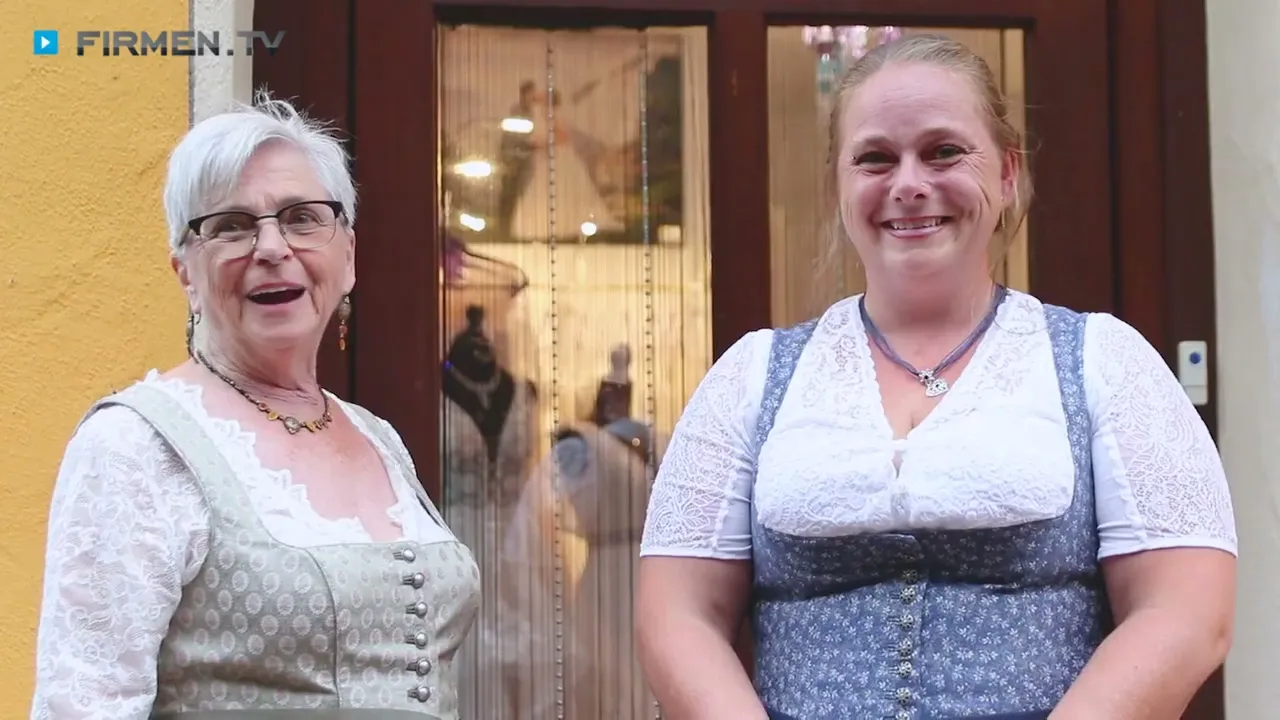 Wundersch&ouml;ne Hochzeitskleider bei Brautmode Barola in Bad Aibling
