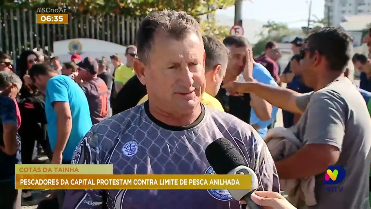 Pescadores artesanais de Florianópolis e deputados discutem sobre o limite de pesca anilhada