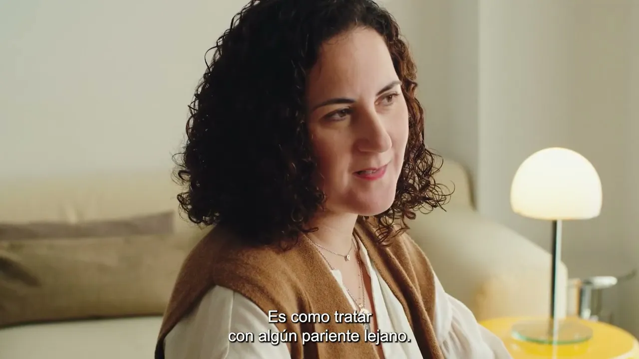 The Roads to Carbon Neutral - Episodio 2-  Persiguiendo el sol en Guillena-Sevilla : Youtube video player