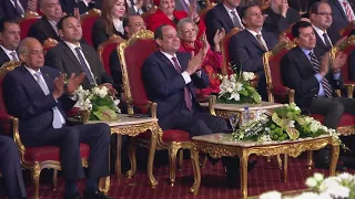 تحية المخرج هشام جمال للرئيس عبدالفتاح السيسي خلال تقديمه حفل قادرون باختلاف ٢ 