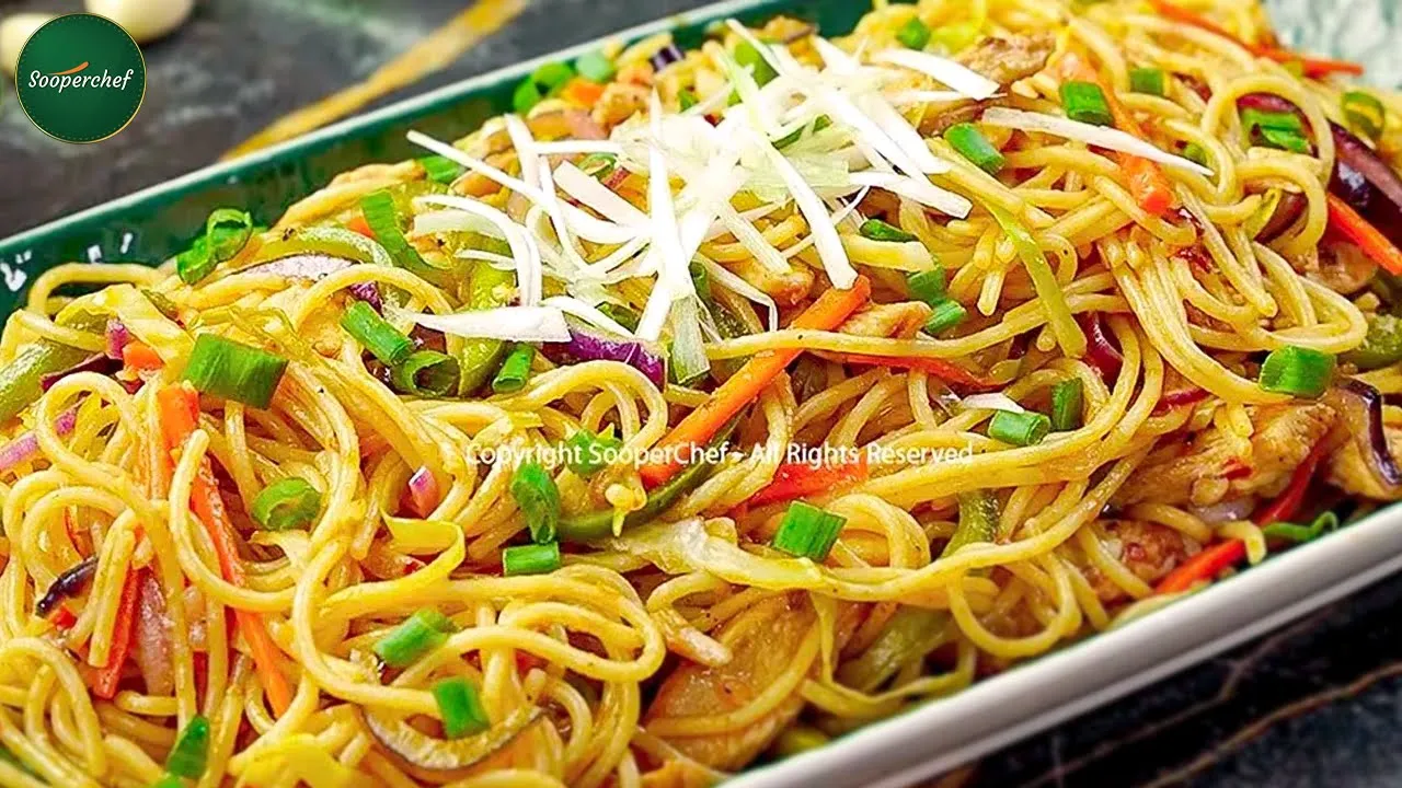 Yummy Delight: Chicken Vegetable Noodles Didactic - A Tasty Chow Mein
