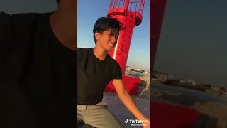 تعالي بس قرب اقولك كلمتين 