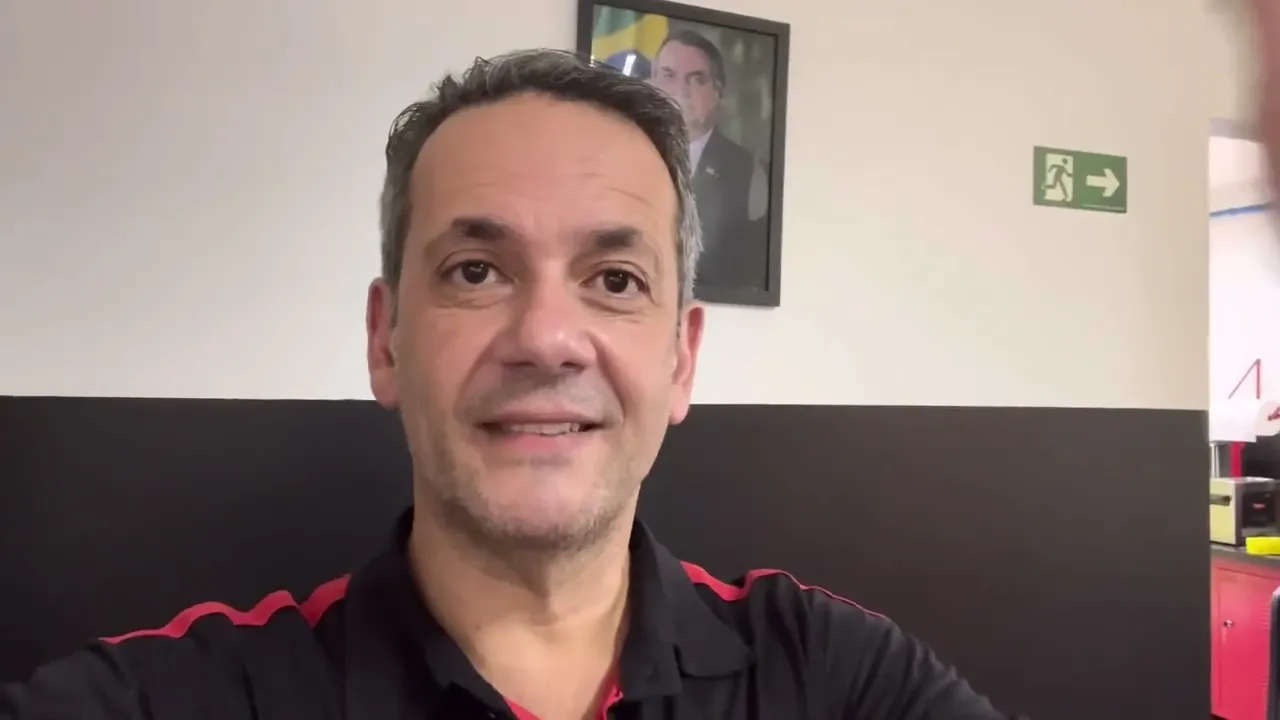 Complicou pro meu lado.