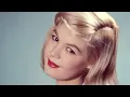 13 Sexy Images of Sandra Dee