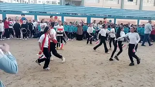 استعراض كل سنة وانتى طيبة يا بلدى بمناسبة حرب اكتوبر ٧٣ دندنها