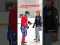 Lagu Ovechkin tries Gretzky’s stick 🏒 #hockey #pavelbarber #Ovechkin