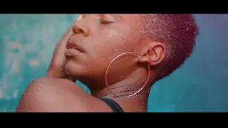 roberto come closer official video 