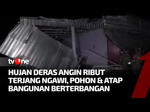 Ngawi Diterpa Cuaca Ekstrem, Belasan Atap Toko Berterbangan