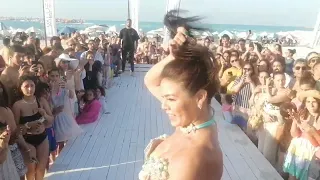 لورديانا تتألق فى حفل وايت بيتش دندنها